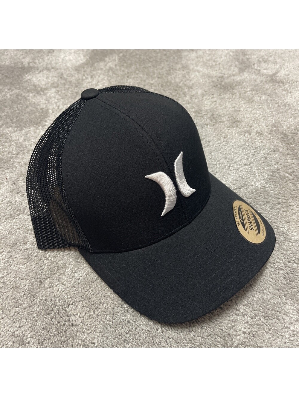 hurley hat SnapBack NEW